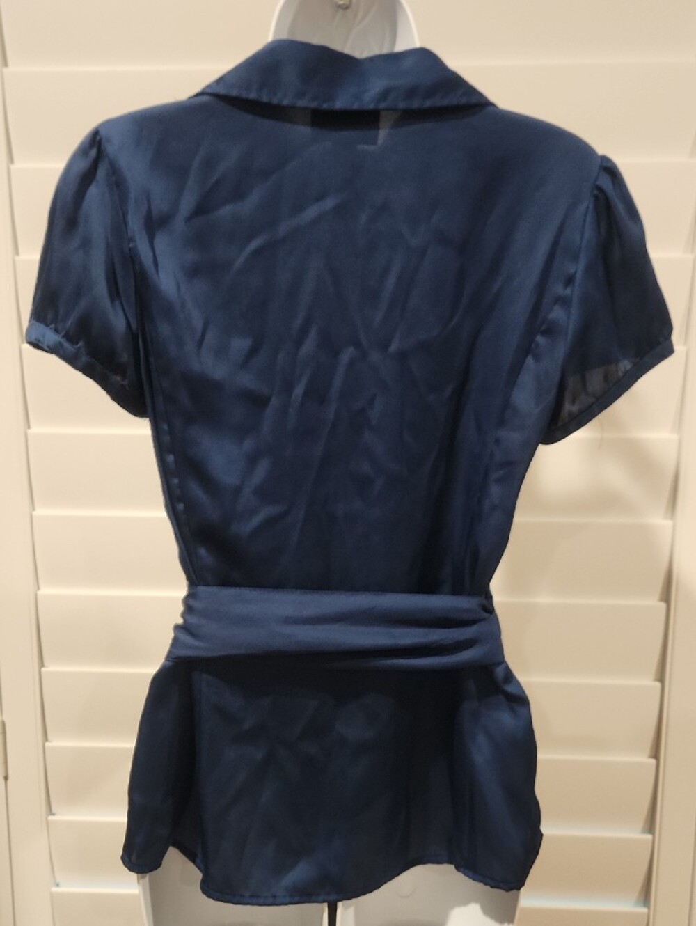 LOFT Wrap Top - Picture 5 of 8